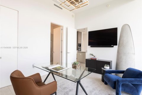 Снять в аренду кондоминиум в Майами, Флорида 2 спальни, 102.66м2, № 2005495 - фото 7