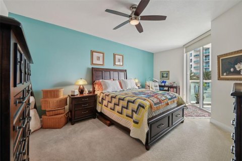 Condo in Daytona Beach, Florida, 2 bedrooms № 2143521 - photo 11