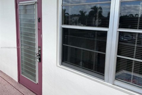 Condominio en venta en Boca Raton, Florida, 2 dormitorios, 76.09 m2 № 1984967 - foto 1