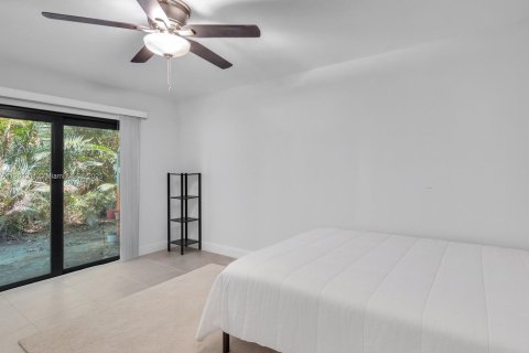 Touwnhouse à vendre à Fort Lauderdale, Floride: 2 chambres, 94.02 m2 № 1955635 - photo 8