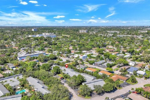 Touwnhouse à vendre à Fort Lauderdale, Floride: 2 chambres, 94.02 m2 № 1955635 - photo 1