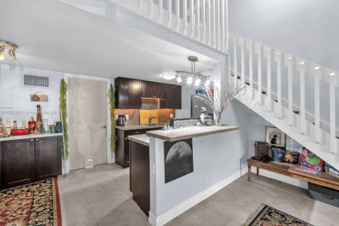 Touwnhouse à vendre à Fort Lauderdale, Floride: 2 chambres, 94.02 m2 № 1955635 - photo 16