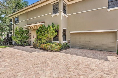 Townhouse in Parkland, Florida 3 bedrooms, 154.5 sq.m. № 2085210 - photo 3