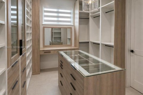 Casa en venta en Islamorada, Village of Islands, Florida, 5 dormitorios, 330.64 m2 № 2071094 - foto 25