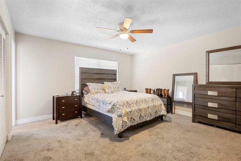 Casa en venta en Deltona, Florida, 5 dormitorios, 167.22 m2 № 1843168 - foto 27