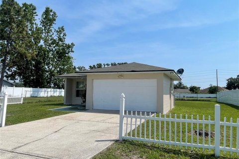 Casa en venta en Kissimmee, Florida, 3 dormitorios, 90.49 m2 № 1754596 - foto 4
