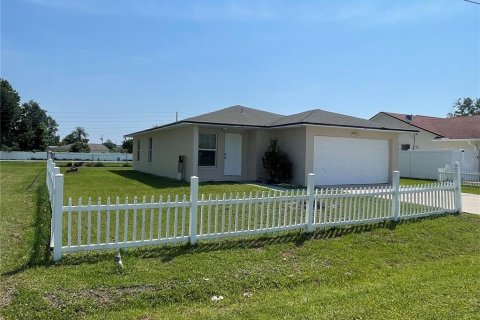 Casa en venta en Kissimmee, Florida, 3 dormitorios, 90.49 m2 № 1754596 - foto 2