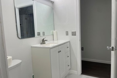 Casa en venta en Kissimmee, Florida, 3 dormitorios, 90.49 m2 № 1754596 - foto 17