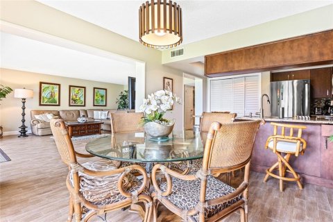 Condo in New Smyrna Beach, Florida, 2 bedrooms  № 1052714 - photo 9