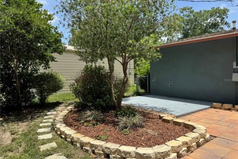House in Citrus Springs, Florida 3 bedrooms, 102.56 sq.m. № 1800237 - photo 26