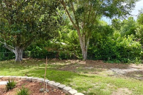 House in Citrus Springs, Florida 3 bedrooms, 102.56 sq.m. № 1800237 - photo 27