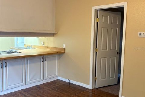 Immobilier commercial à vendre à Orange City, Floride: 111.85 m2 № 2360415 - photo 12