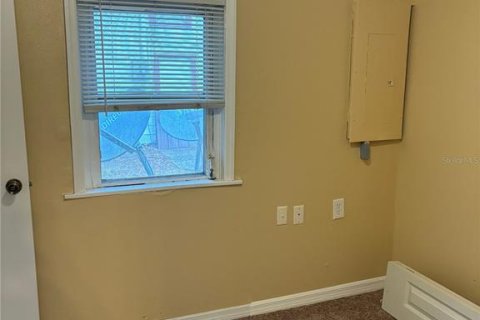 Immobilier commercial à vendre à Orange City, Floride: 111.85 m2 № 2360415 - photo 9