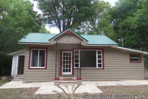 Commercial property in Orange City, Florida 111.85 sq.m. № 2360415