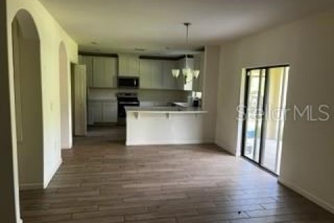 Casa en venta en Melbourne, Florida, 3 dormitorios, 252.69 m2 № 2329472 - foto 2