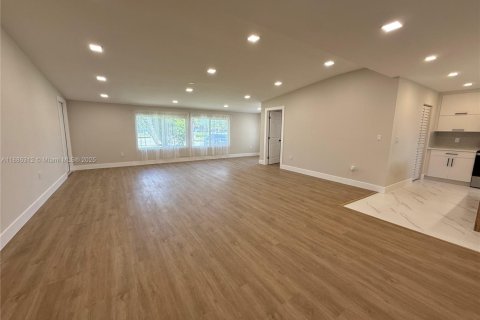 Купить виллу или дом в Катлер-Бей, Флорида 4 спальни, 170.38м2, № 1937329 - фото 5