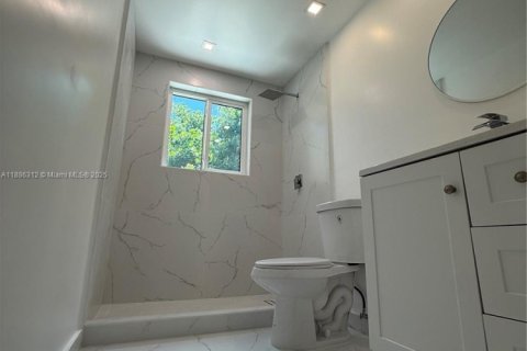 Купить виллу или дом в Катлер-Бей, Флорида 4 спальни, 170.38м2, № 1937329 - фото 22