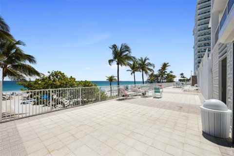 Copropriété à louer à Fort Lauderdale, Floride: 2 chambres, 133.31 m2 № 2168171 - photo 4