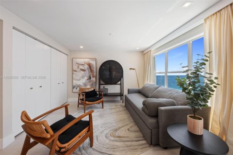 Copropriété à louer à Fort Lauderdale, Floride: 2 chambres, 133.31 m2 № 2168171 - photo 11