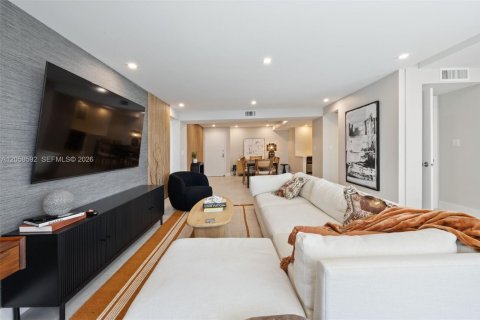 Copropriété à louer à Fort Lauderdale, Floride: 2 chambres, 133.31 m2 № 2168171 - photo 8