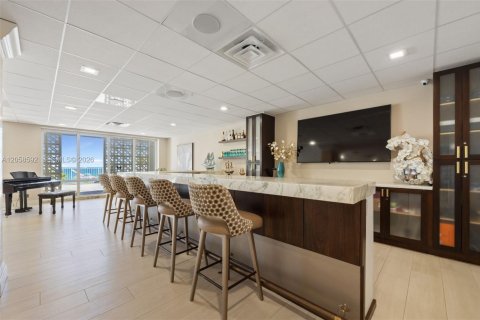 Copropriété à louer à Fort Lauderdale, Floride: 2 chambres, 133.31 m2 № 2168171 - photo 30
