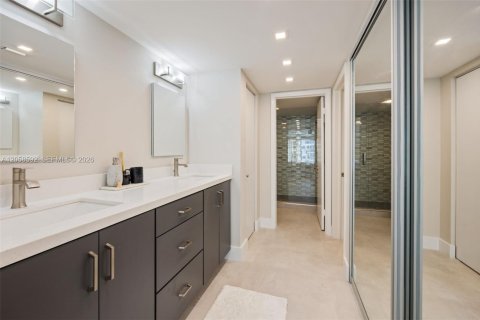Copropriété à louer à Fort Lauderdale, Floride: 2 chambres, 133.31 m2 № 2168171 - photo 27