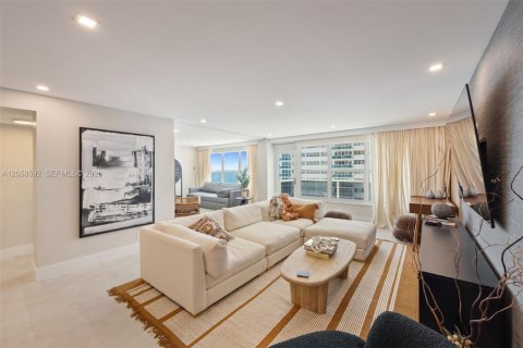 Copropriété à louer à Fort Lauderdale, Floride: 2 chambres, 133.31 m2 № 2168171 - photo 6