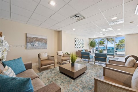 Copropriété à louer à Fort Lauderdale, Floride: 2 chambres, 133.31 m2 № 2168171 - photo 29