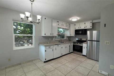 Apartamento en alquiler en Altamonte Springs, Florida, 3 dormitorios, 177.07 m2 № 1844301 - foto 5