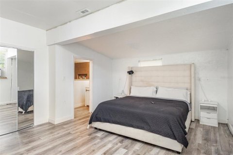 House in Mulberry, Florida 3 bedrooms, 147.25 sq.m. № 1912612 - photo 16