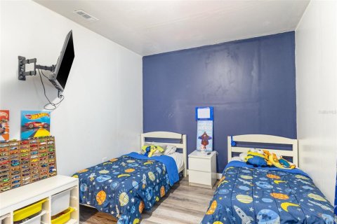 House in Mulberry, Florida 3 bedrooms, 147.25 sq.m. № 1912612 - photo 15