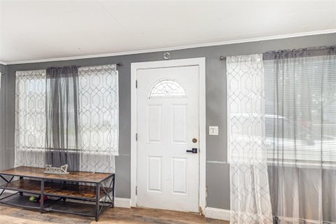 House in Mulberry, Florida 3 bedrooms, 147.25 sq.m. № 1912612 - photo 2