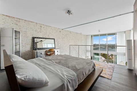 Copropriété à louer à Miami, Floride: 2 chambres, 161.19 m2 № 2363438 - photo 18