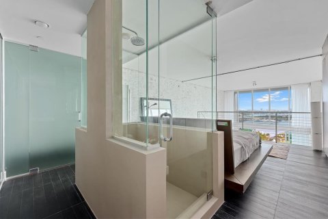 Copropriété à louer à Miami, Floride: 2 chambres, 161.19 m2 № 2363438 - photo 20