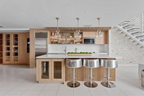 Copropriété à louer à Miami, Floride: 2 chambres, 161.19 m2 № 2363438 - photo 8