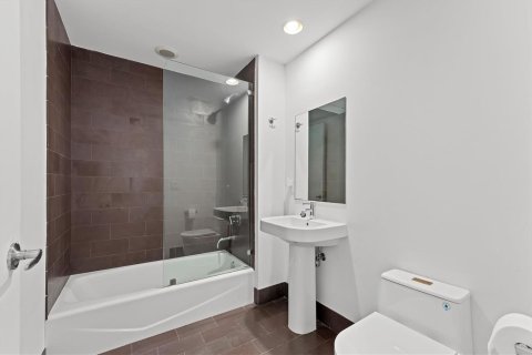 Copropriété à louer à Miami, Floride: 2 chambres, 161.19 m2 № 2363438 - photo 22