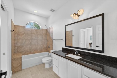 House in Land O' Lakes, Florida 4 bedrooms, 206.99 sq.m. № 1855526 - photo 15