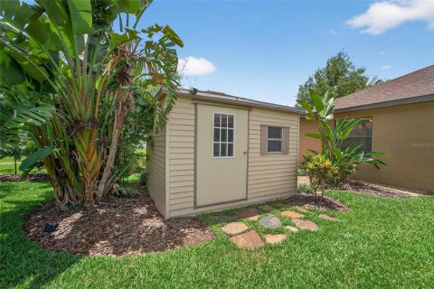 House in Land O' Lakes, Florida 4 bedrooms, 206.99 sq.m. № 1855526 - photo 21