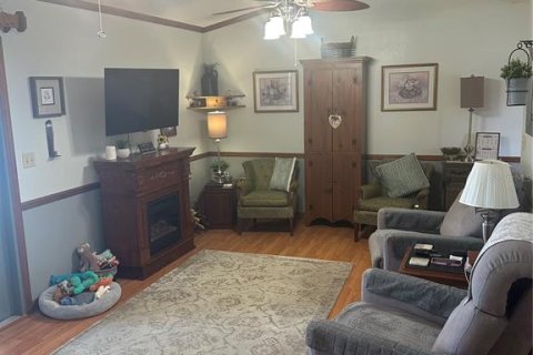 House in Spring Hill, Florida 3 bedrooms, 134.89 sq.m. № 2224994 - photo 19