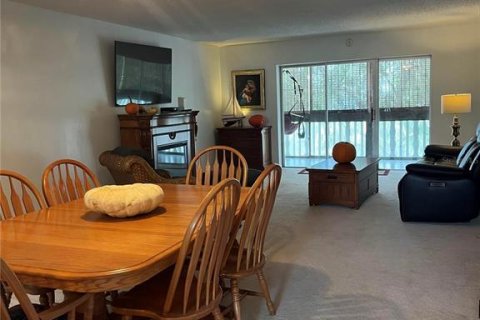 Condominio en venta en Mount Dora, Florida, 2 dormitorios, 123.37 m2 № 1636664 - foto 10