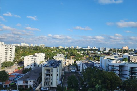 Condominio en Miami Beach, Florida, 1 dormitorio  № 2006113