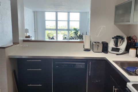 Condominio en venta en Miami Beach, Florida, 1 dormitorio, 86.4 m2 № 2006113 - foto 8