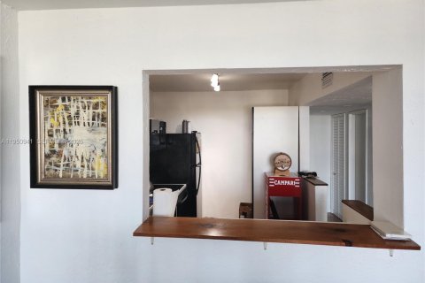 Condominio en venta en Miami Beach, Florida, 1 dormitorio, 86.4 m2 № 2006113 - foto 12