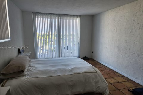 Condominio en venta en Miami Beach, Florida, 1 dormitorio, 86.4 m2 № 2006113 - foto 7
