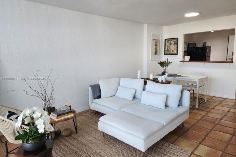 Condominio en venta en Miami Beach, Florida, 1 dormitorio, 86.4 m2 № 2006113 - foto 5
