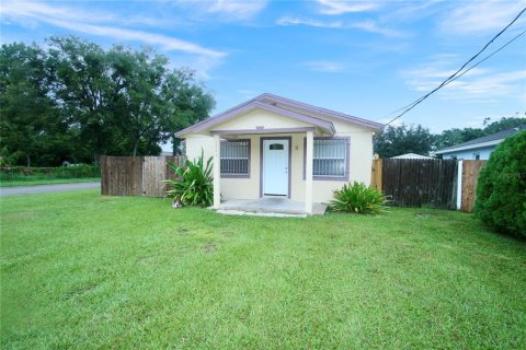 Villa ou maison à vendre à Altamonte Springs, Floride: 2 chambres, 64.1 m2 № 1913343 - photo 4