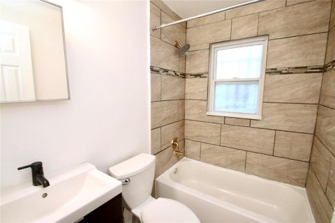 Villa ou maison à vendre à Altamonte Springs, Floride: 2 chambres, 64.1 m2 № 1913343 - photo 29
