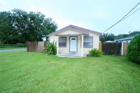 Villa ou maison à vendre à Altamonte Springs, Floride: 2 chambres, 64.1 m2 № 1913343 - photo 1