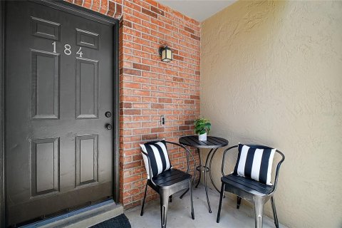 Condominio en alquiler en Winter Park, Florida, 2 dormitorios, 105.26 m2 № 2097041 - foto 3