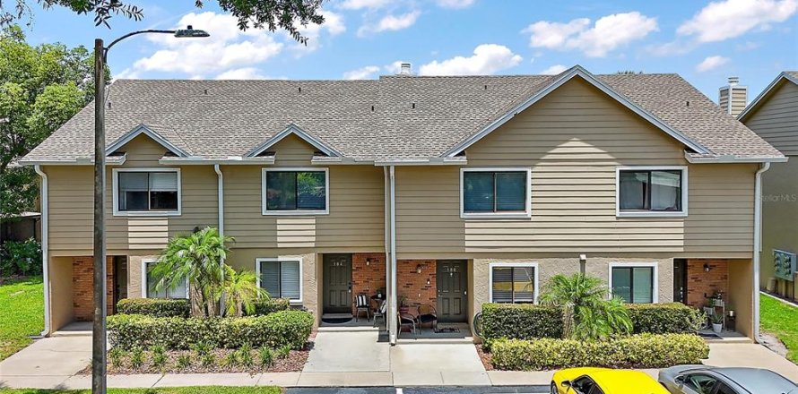 Condominio en Winter Park, Florida, 2 dormitorios  № 2097041